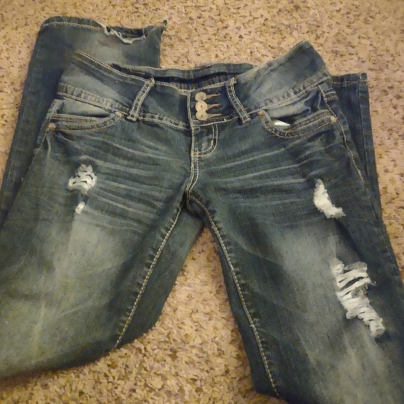 Almost famous jeans - Picture 2 of 7